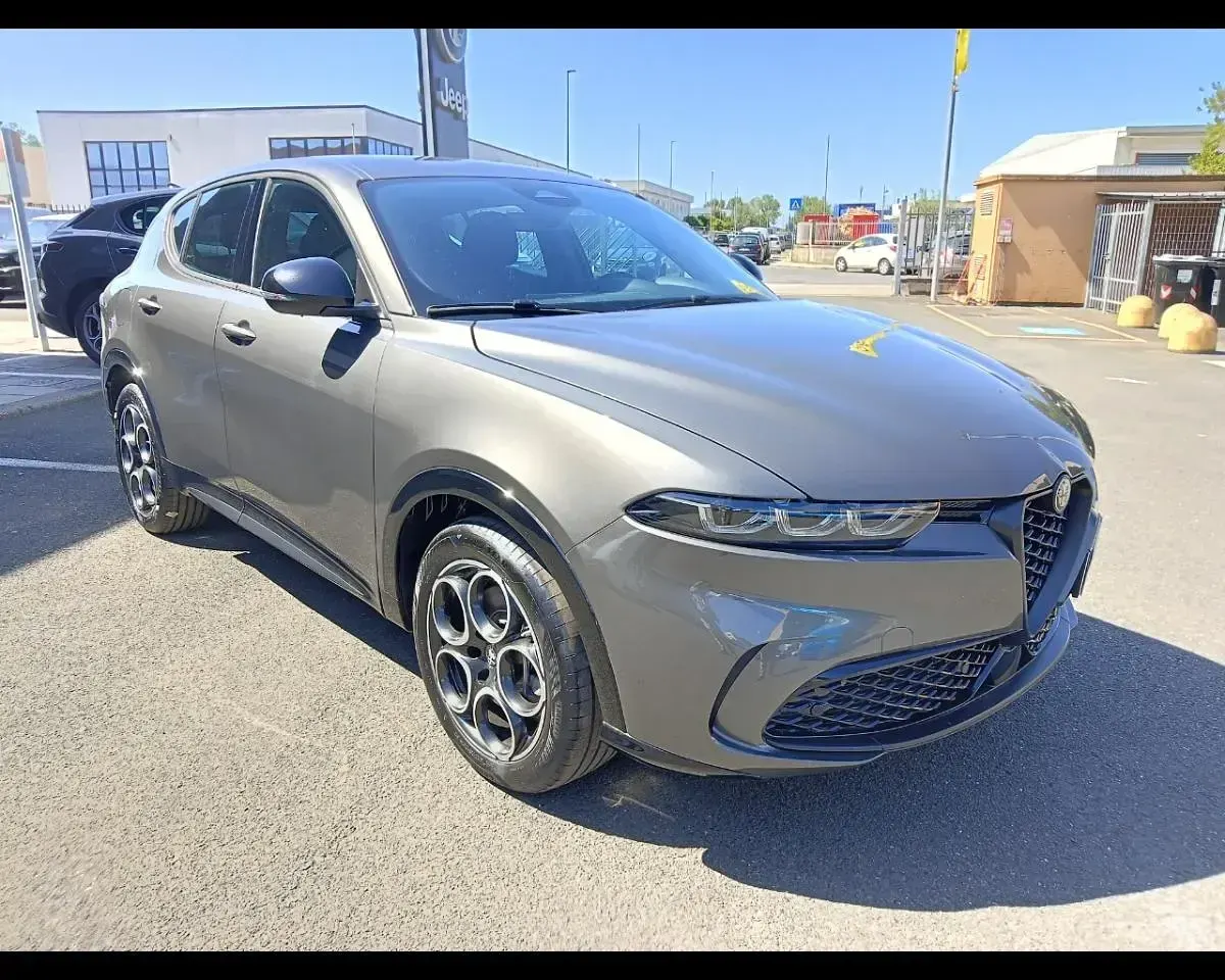 Nuova Alfa Romeo Tonale Sprint 175 CV (128 kW) 2025 Grigio SUV