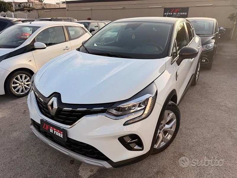 Usata Renault Captur Intens 95 CV (69 kW) 2020 Grigio SUV