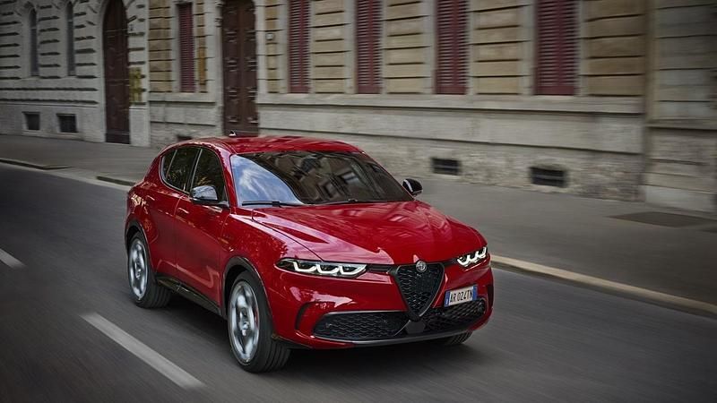 Nuova Alfa Romeo Tonale Sprint 160 CV (117 kW) 2025 Blu misano SUV