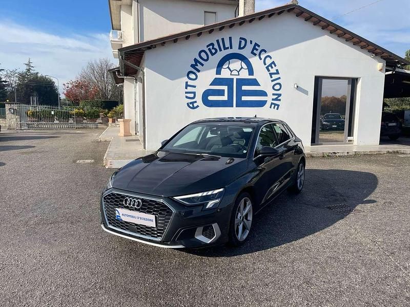 Grigio Usata 2021 Audi A3 Advanced Tre volumi | 18.500 € (Super prezzo) - Immagine 1/4