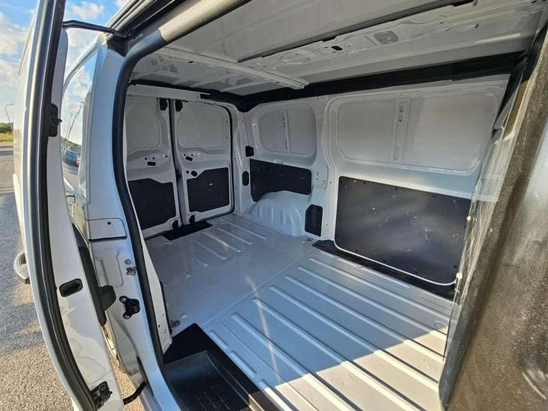 Usata Opel Vivaro Enjoy 120 CV (88 kW) 2020 Bianco Monovolume