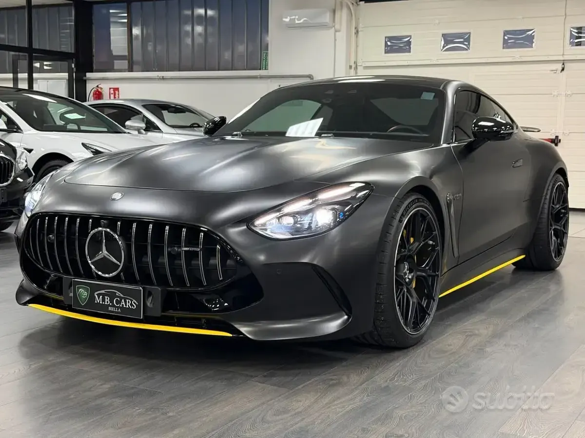 Usata Mercedes AMG GT 63 Premium Plus 585 CV (430 kW) 2024 Nero Coupé