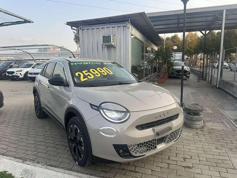 Nuova Fiat 600 La Prima 110 CV (80 kW) 2025 Beige SUV