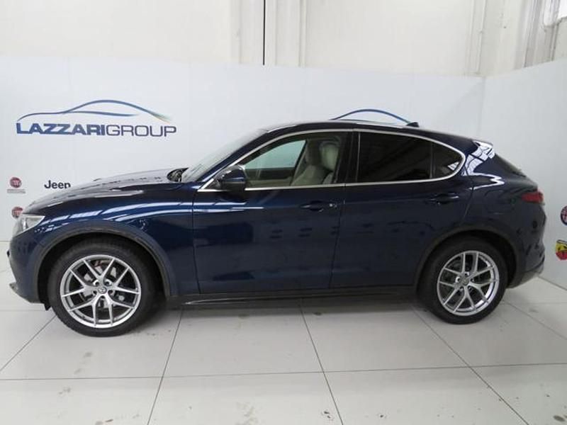 Usata Alfa Romeo Stelvio Ti 210 CV (154 kW) 2020 Blu montecarlo SUV