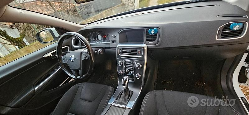 Usata Volvo V60 2015 Station wagon