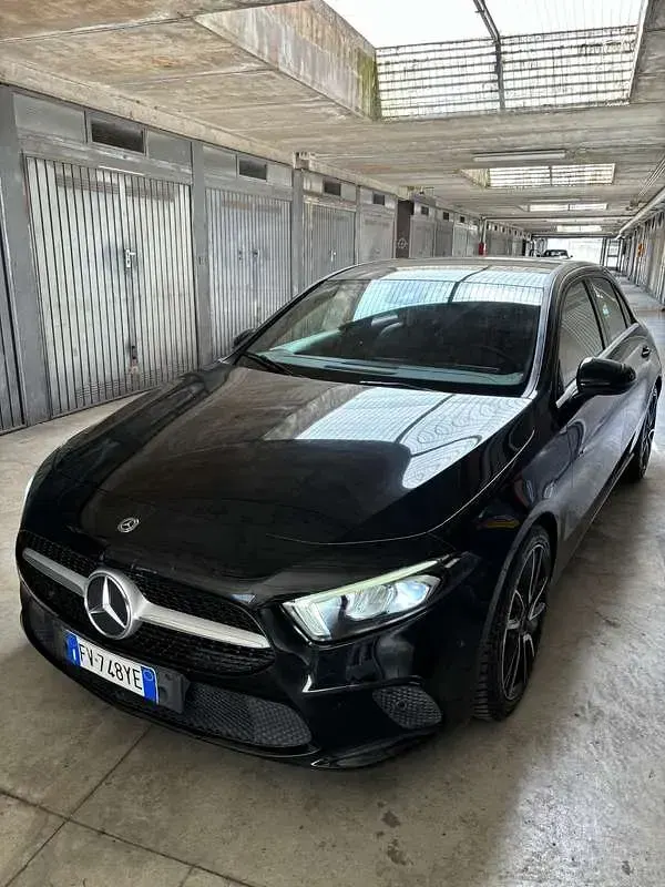 Usata Mercedes A180 Business 116 CV (85 kW) 2019 Berlina