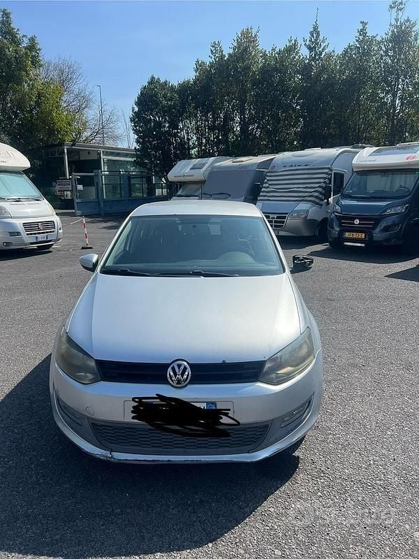 Usata VW Polo 90 CV (66 kW) 2010 Grigio Utilitaria