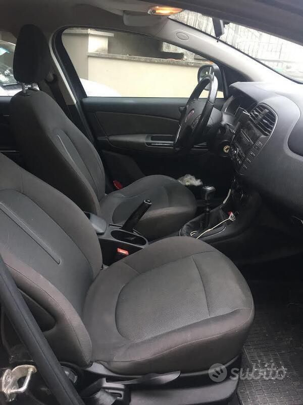 Usata Fiat Bravo 90 CV (66 kW) 2008 Marrone Utilitaria