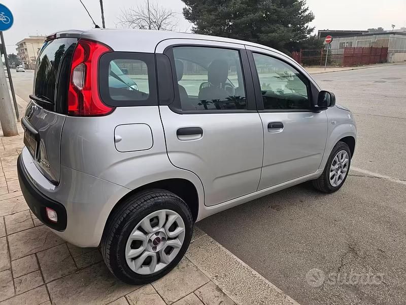 Usata Fiat Panda Pop 70 CV (51 kW) 2014 Grigio Utilitaria