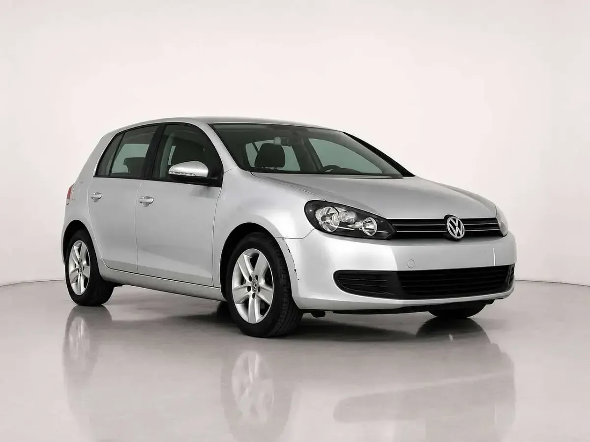 Usata VW Golf VI Comfortline 110 CV (80 kW) 2009 Argento Berlina