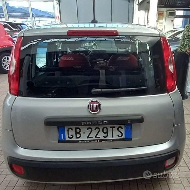 Usata Fiat Panda Pop 69 CV (50 kW) 2020 Grigio Berlina