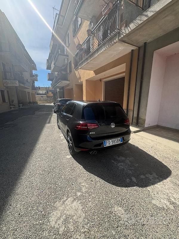 Usata VW Golf VII GTD 184 CV (135 kW) 2016 Utilitaria