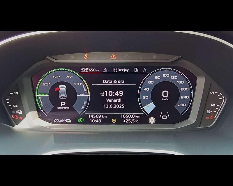 Usata Audi Q3 S-Line 245 CV (180 kW) 2024 Grigio chronos metallizzato SUV