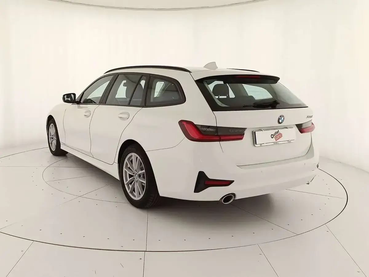 Usata BMW 320 Luxury Line 190 CV (139 kW) 2020 Bianco Station wagon