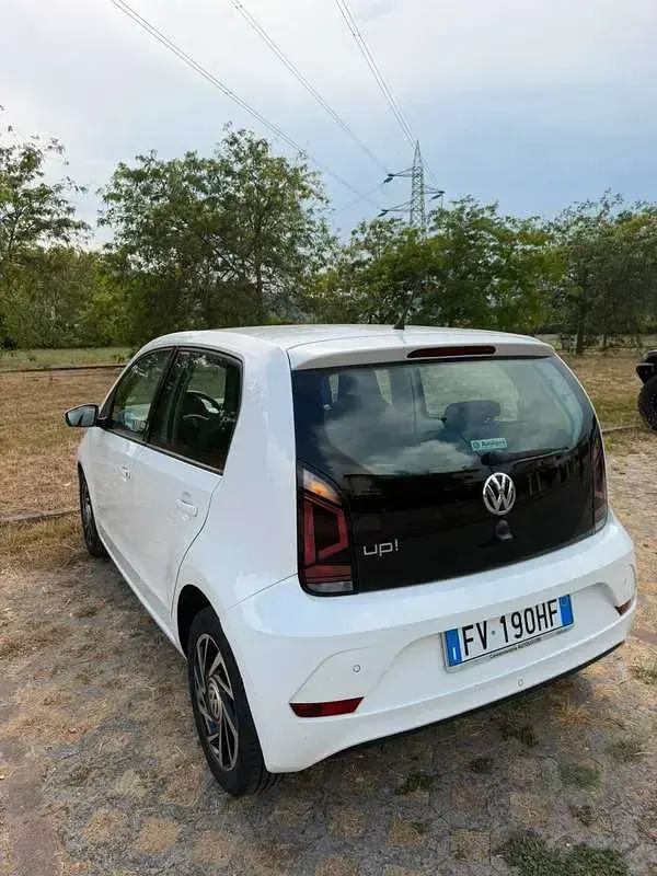 Usata VW up! Move 60 CV (44 kW) 2019 Bianco Utilitaria
