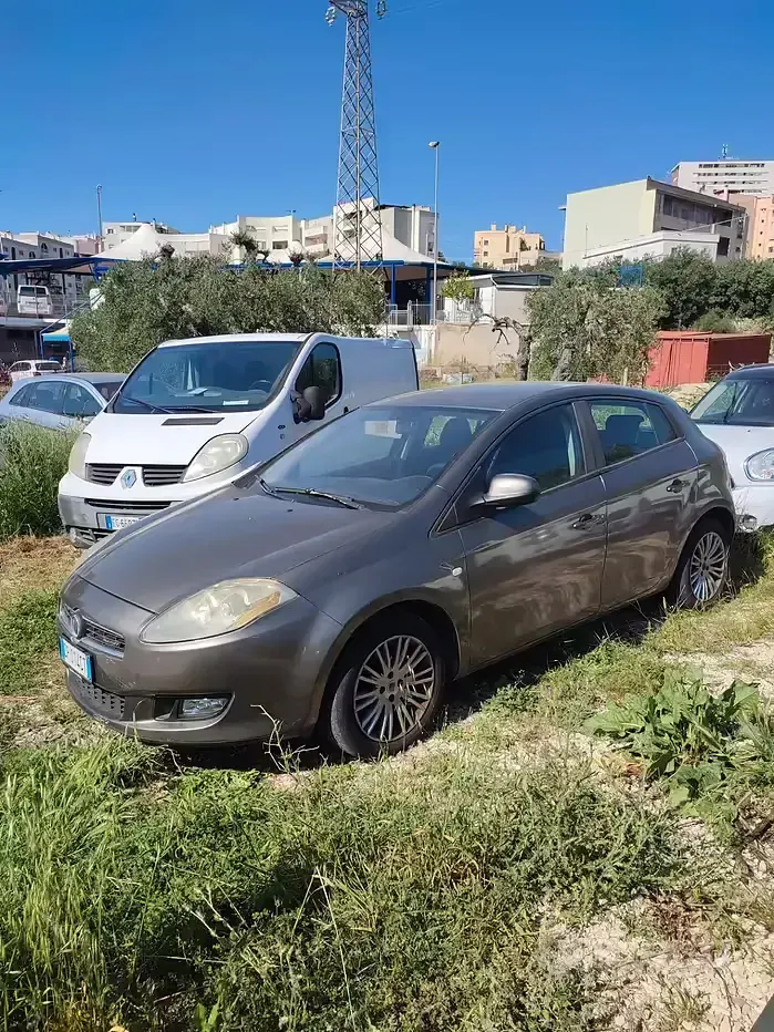 Usata Fiat Bravo Active 120 CV (88 kW) 2008 Marrone Utilitaria