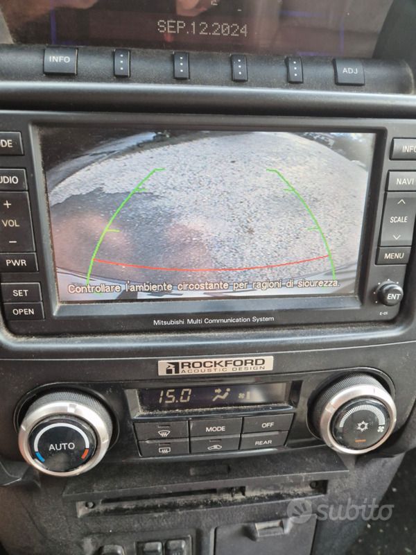 Blu Usata 2007 Mitsubishi Pajero SUV | 20.000 € (Buon prezzo) - Immagine 1/4