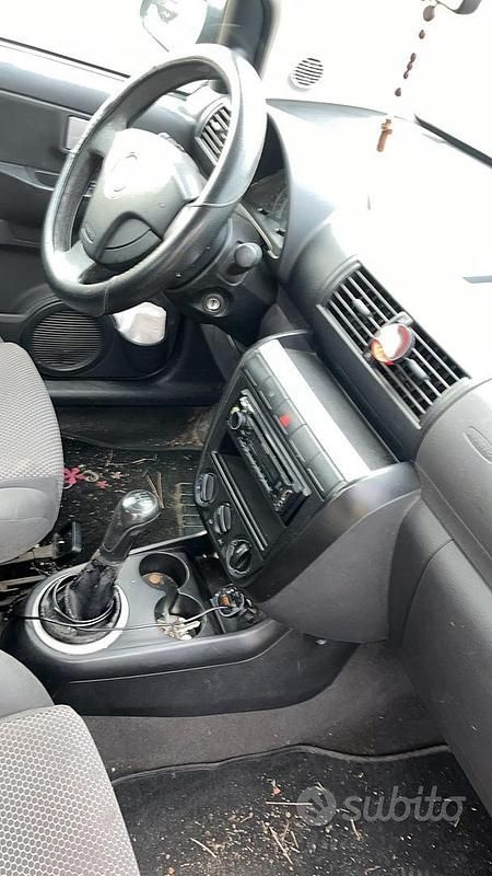 Usata VW Fox 60 CV (44 kW) 2009 Nero Utilitaria