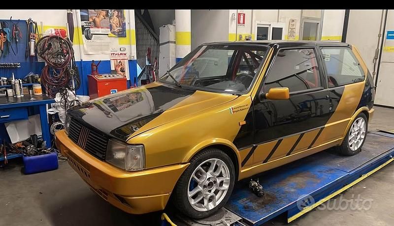 Usata Fiat Uno 160 CV (117 kW) 1986 Nero Utilitaria