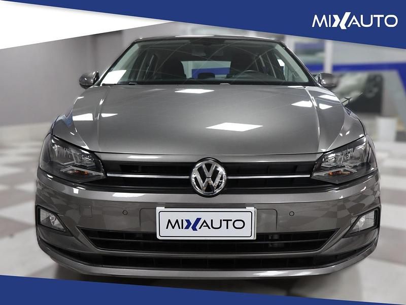 Usata VW Polo Comfortline 95 CV (69 kW) 2021 Viola Berlina