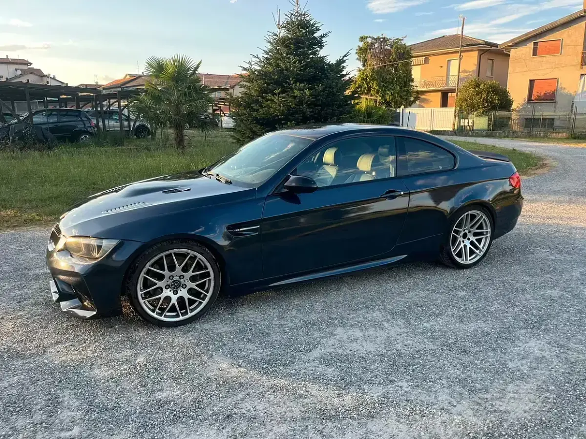 Usata BMW 335 M Sport 450 CV (330 kW) 2006 Bluazzurro
