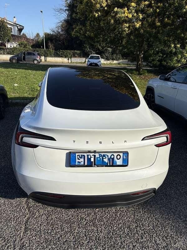 Usata Tesla Model 3 Long Range RWD 235 kW (320 CV) 2025 Bianco Berlina