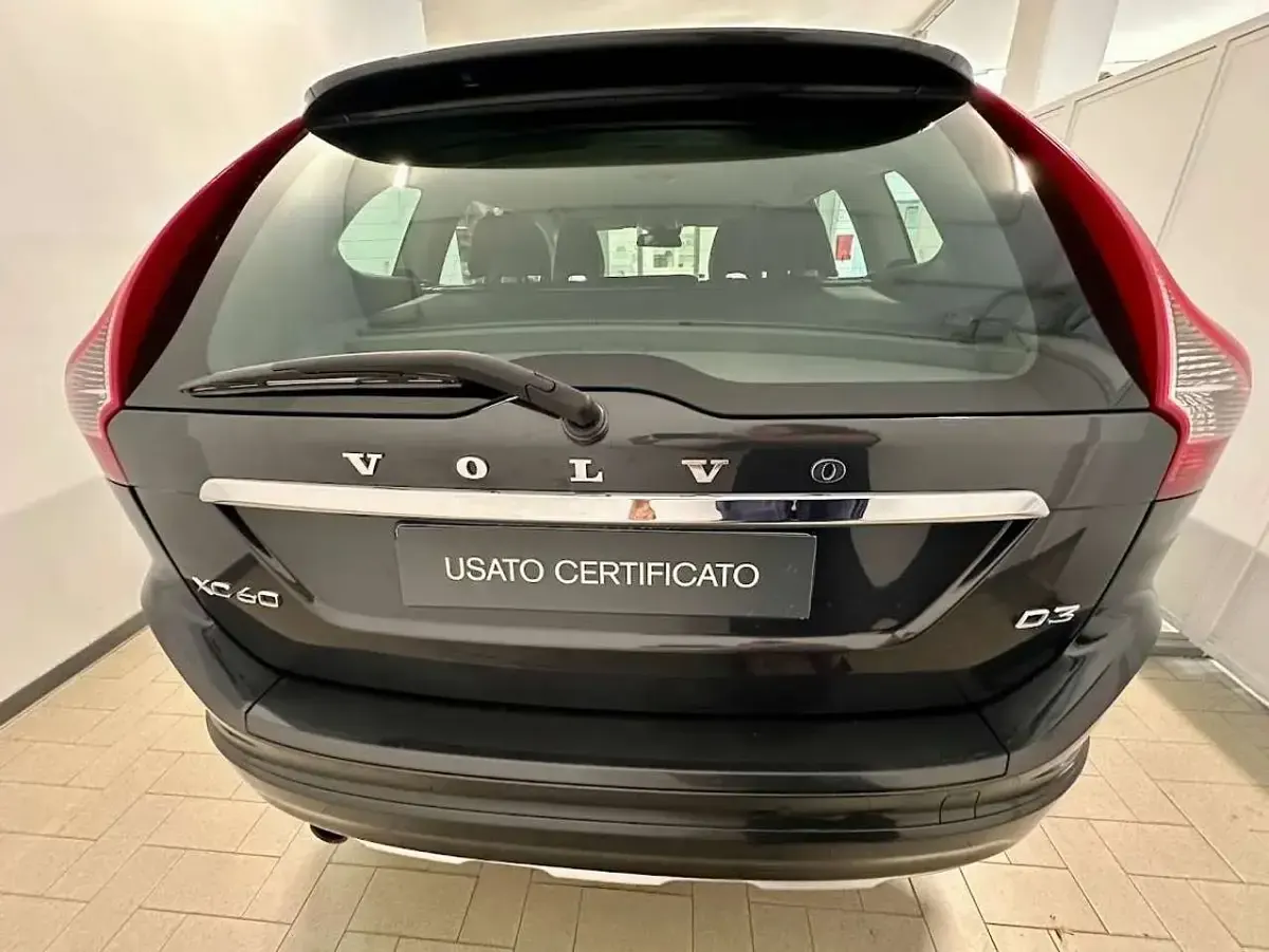 Usata Volvo XC60 Business Edition 136 CV (100 kW) 2014 Antracite metallizzato SUV