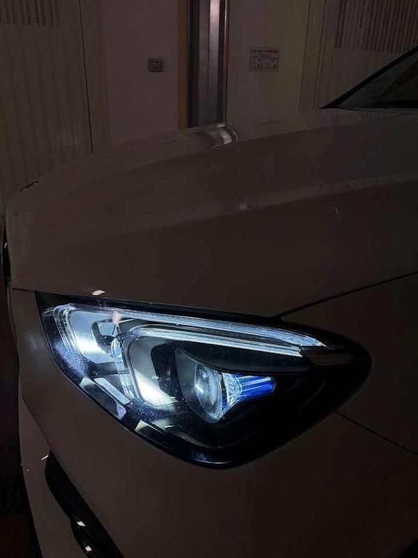 Usata Mercedes GLE400 Premium Plus 330 CV (242 kW) 2020 Bianco SUV