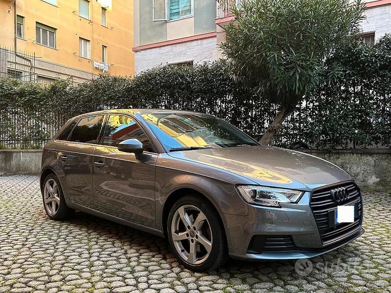 Usata Audi A3 Business 150 CV (110 kW) 2020 Grigio Berlina