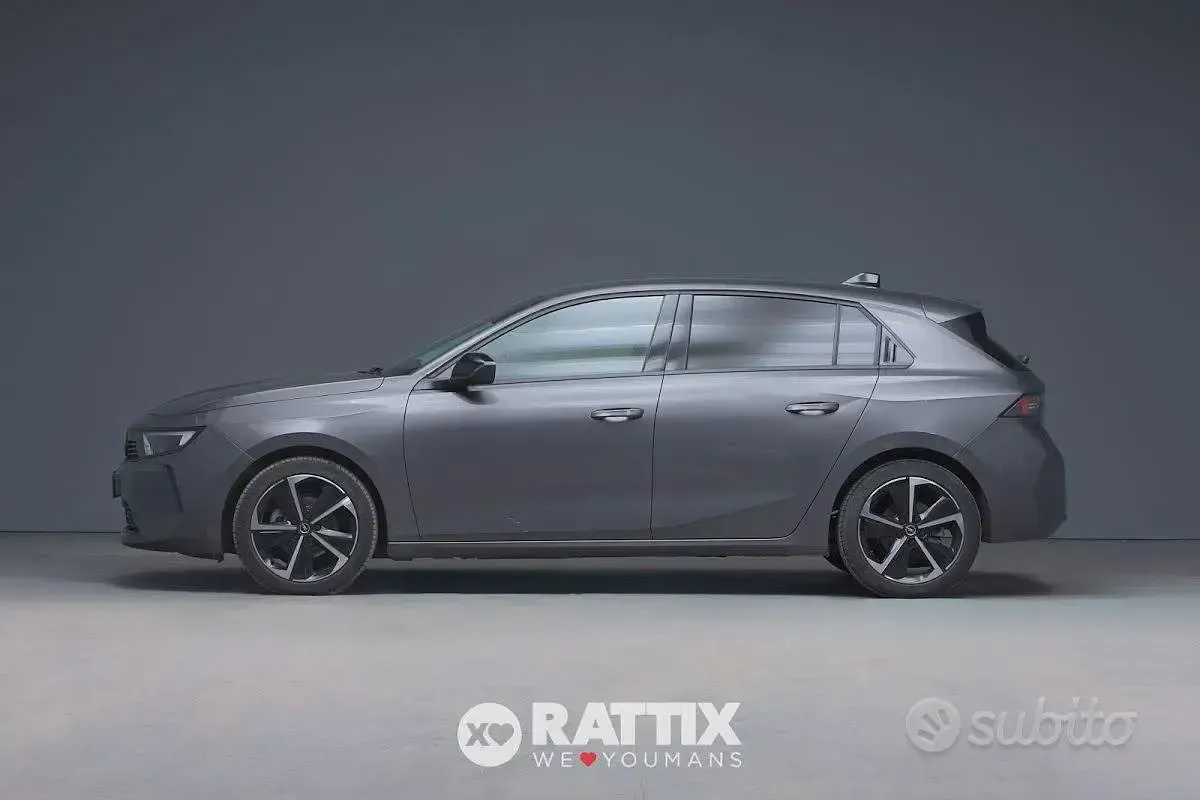 Usata Opel Astra S 131 CV (96 kW) 2024 Grigio Utilitaria