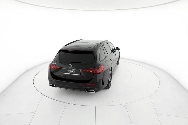 Usata Mercedes 300 Premium 265 CV (194 kW) 2023 Nero Station wagon