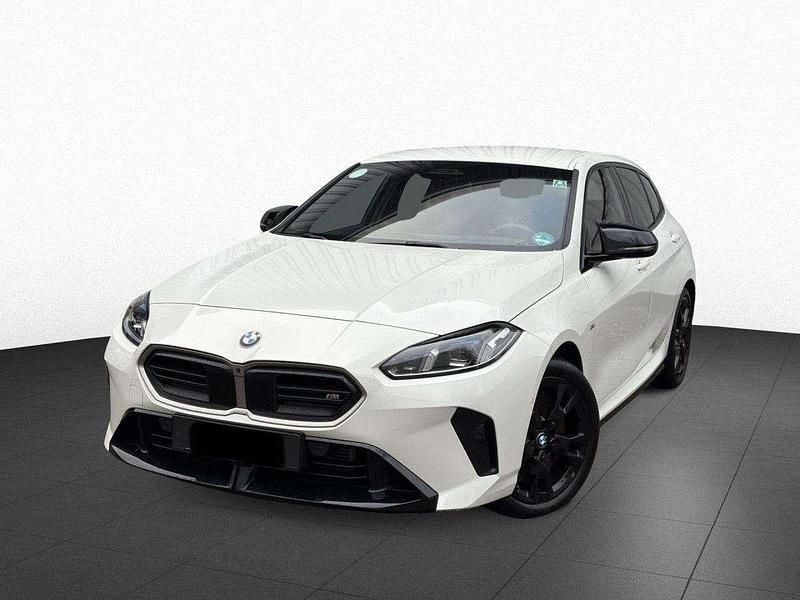 Usata BMW M135 M Sport 300 CV (220 kW) 2024 Bianco Utilitaria