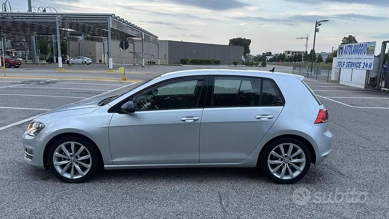 Begagnad VW Golf VII 122 HK (89 kW) 2013 Grå Sedan