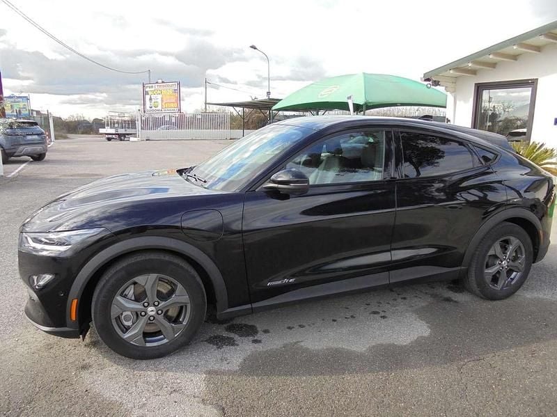 Usata Ford Mustang Mach-E Standard Range 100 kW (136 CV) 2022 Nero SUV