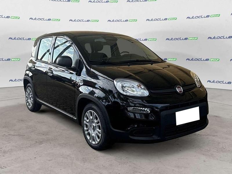 Usata Fiat Panda S 69 CV (50 kW) 2024 Nero seducente (pastello extra Berlina