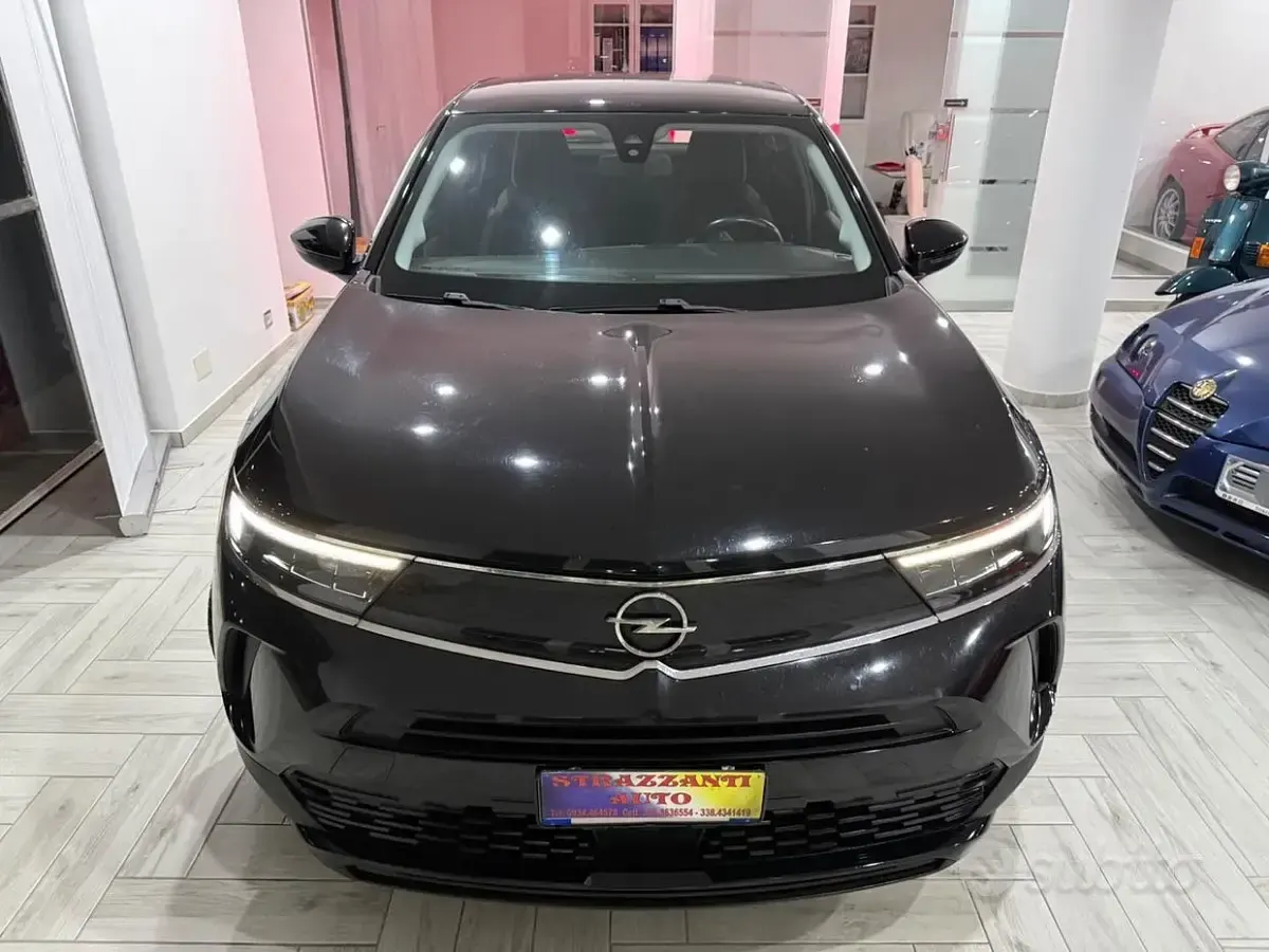 Usata Opel Mokka Edition 110 CV (80 kW) 2022 Nero SUV