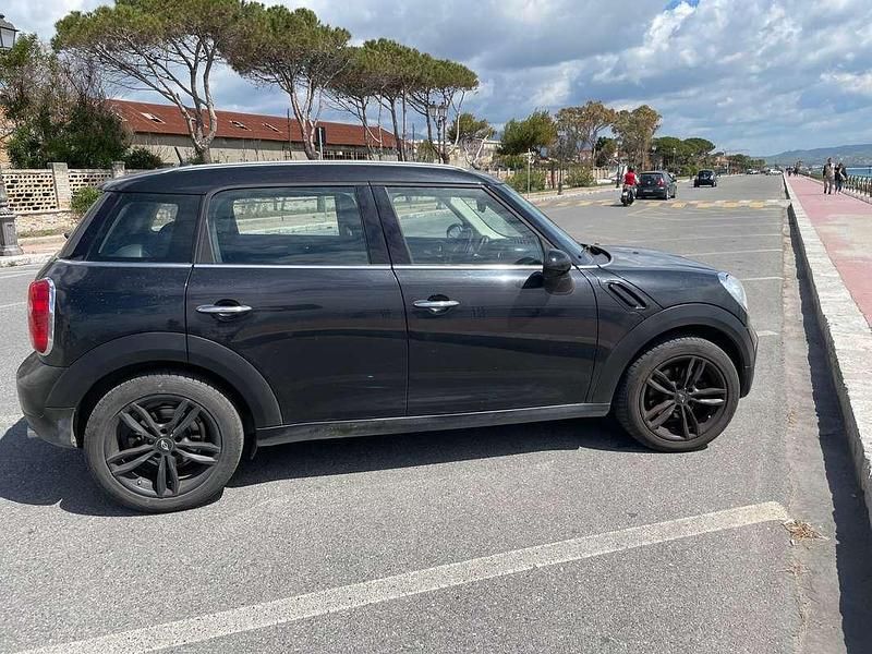 Usata Mini One D Countryman 90 CV (66 kW) 2014 Nero SUV
