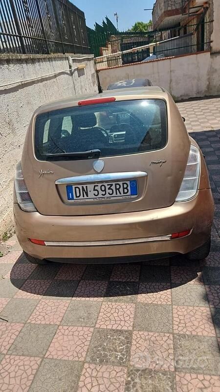 Usata Lancia Ypsilon 90 CV (66 kW) 2008 Utilitaria