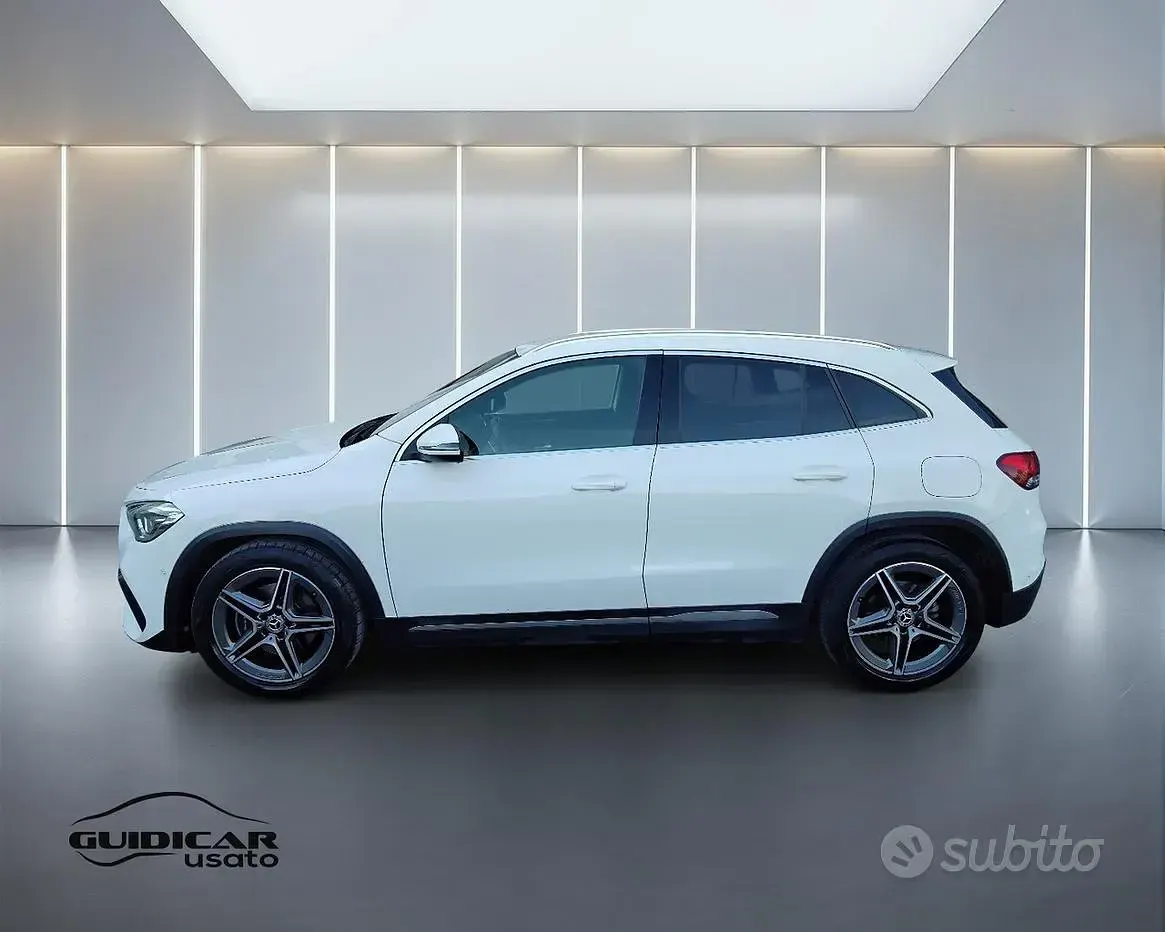 Usata Mercedes GLA180 Premium 116 CV (85 kW) 2023 Bianco SUV