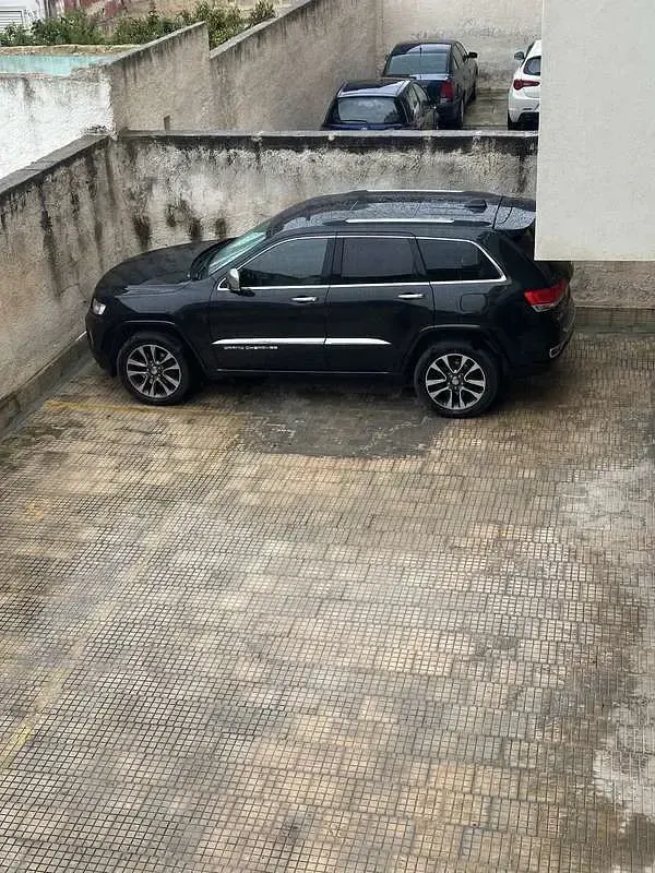 Usata Jeep Grand Cherokee Overland 241 CV (177 kW) 2013 SUV