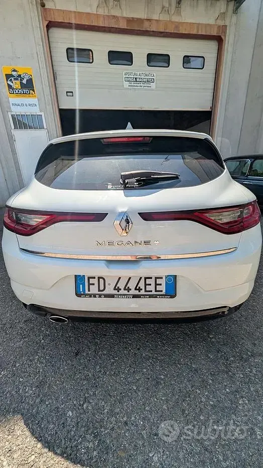 Usata Renault Mégane GT Line GT-Line 131 CV (96 kW) 2016 Bianco Berlina