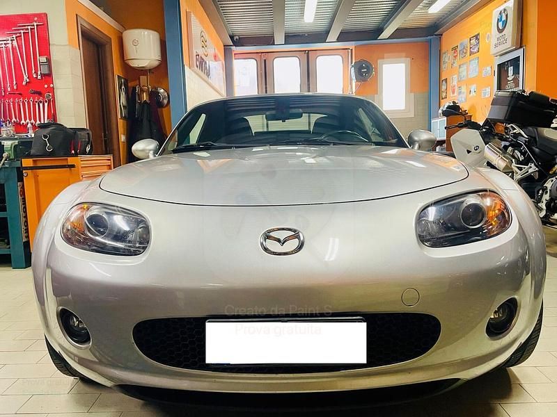 Usata Mazda MX5 126 CV (92 kW) 2008 Argento Cabrio