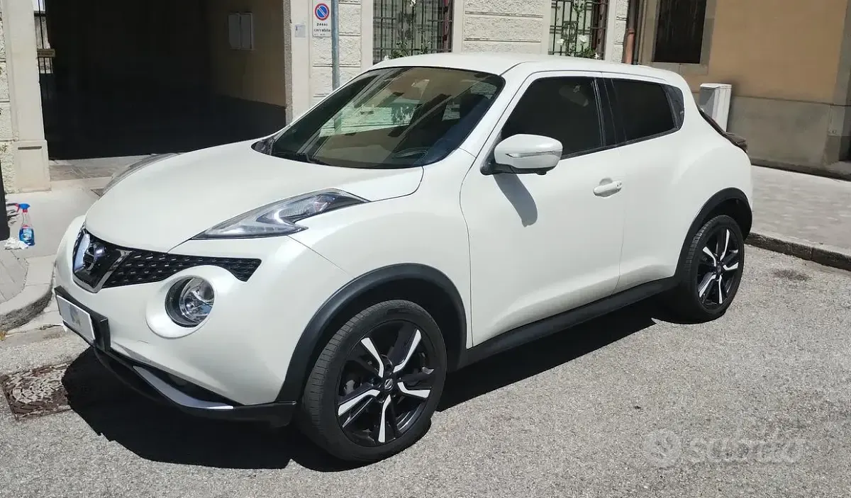 Usata Nissan Juke N-Connecta 110 CV (80 kW) 2016 Bianco SUV