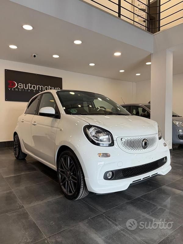Usata Smart ForFour Brabus 90 CV (66 kW) 2018 Bianco Utilitaria
