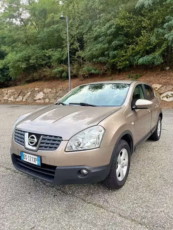 Usata Nissan Qashqai Tekna 103 CV (75 kW) 2008 Marrone SUV