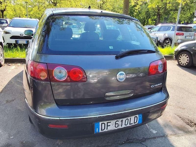 Usata Fiat Croma Dynamic 120 CV (88 kW) 2007 Grigio Station wagon