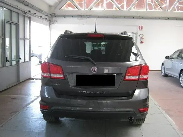 Usata Fiat Freemont Black Code 170 CV (125 kW) 2015 Nero SUV