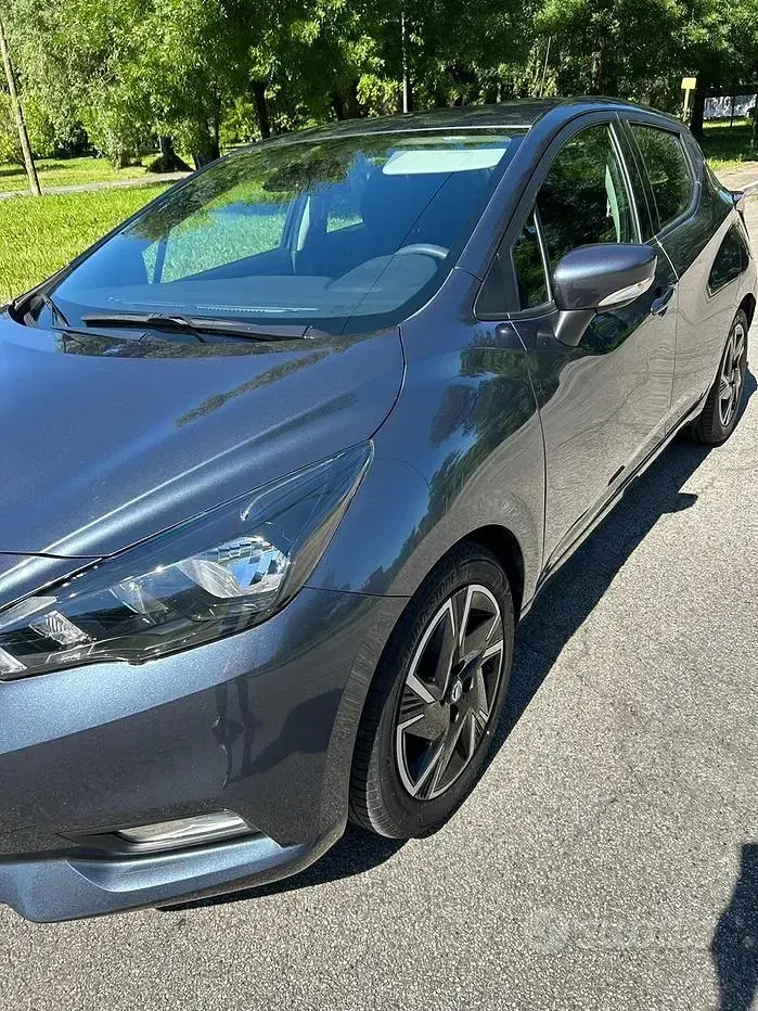 Usata Nissan Micra 92 CV (67 kW) 2022 Grigio Utilitaria