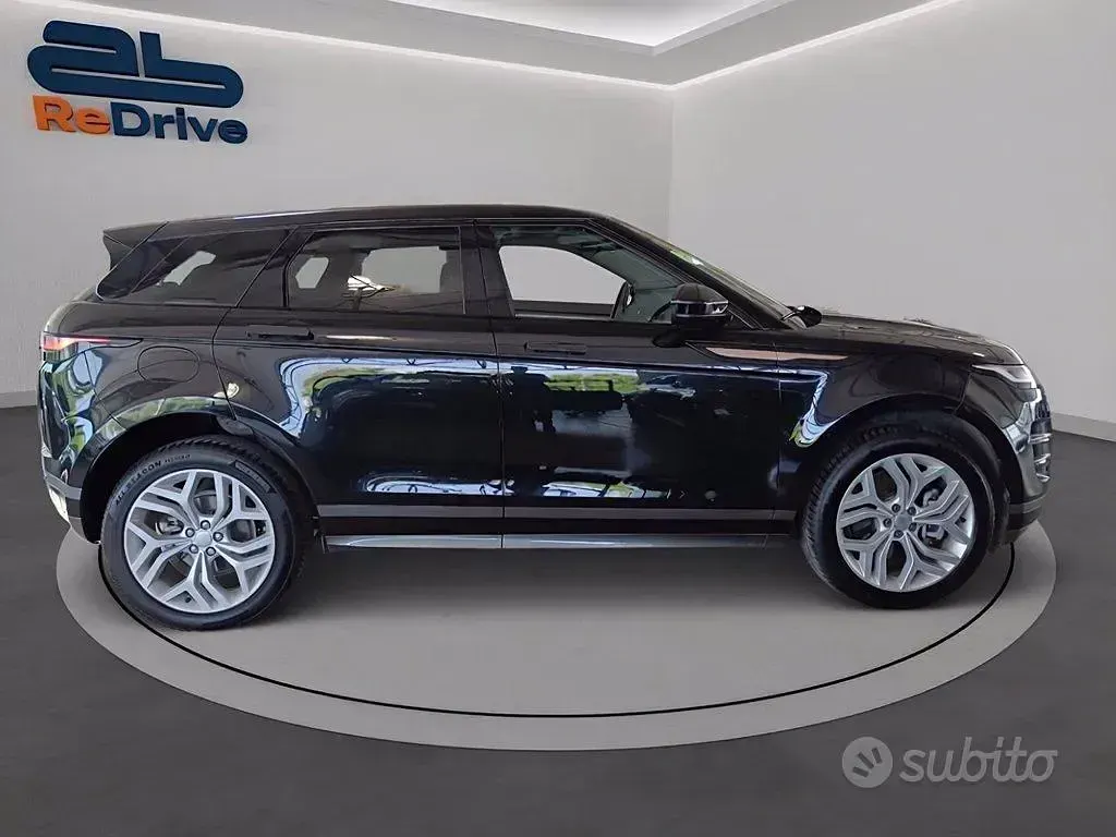 Usata Land Rover Range Rover evoque R-Dynamic 163 CV (119 kW) 2022 Nero mito metalizzato SUV