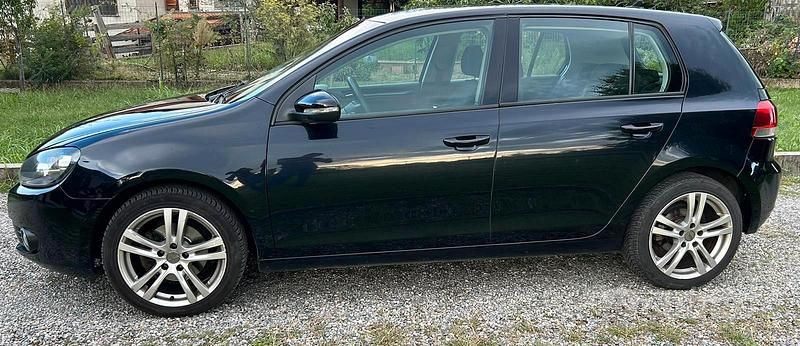 Nero Usata 2010 VW Golf VI Due volumi | 5500 € (Molto cara) - Immagine 1/4
